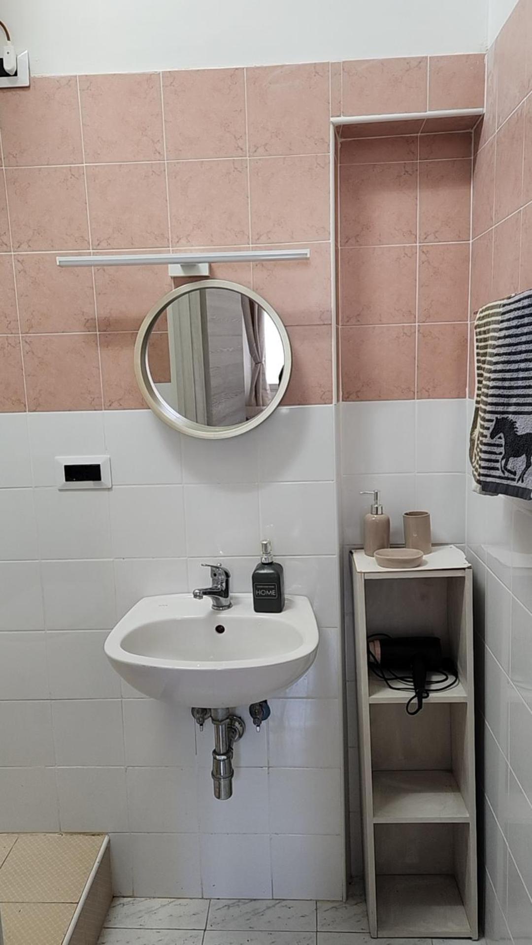 Roma Termini Tina Ya B&B Exterior photo